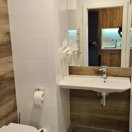 Apathotel Apartamety Czarna Gora 236 3*