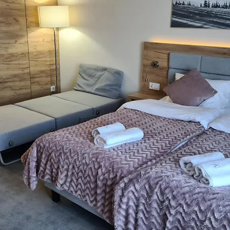 アパート Apathotel Apartamety Czarna Gora 236 3*