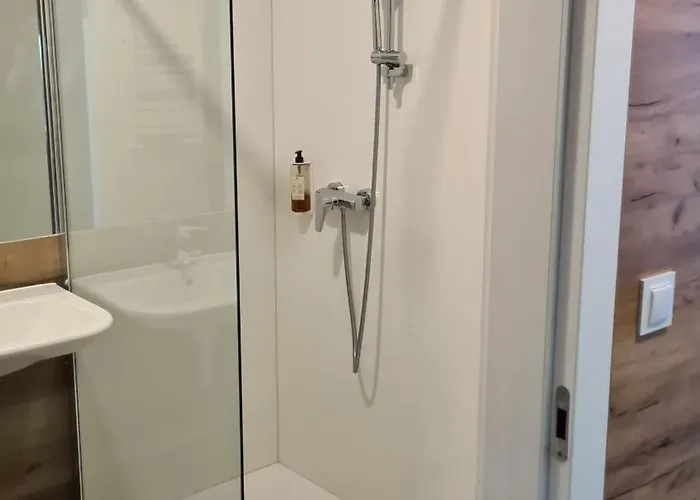 Apathotel Apartamety Czarna Gora 236 アパート 3*